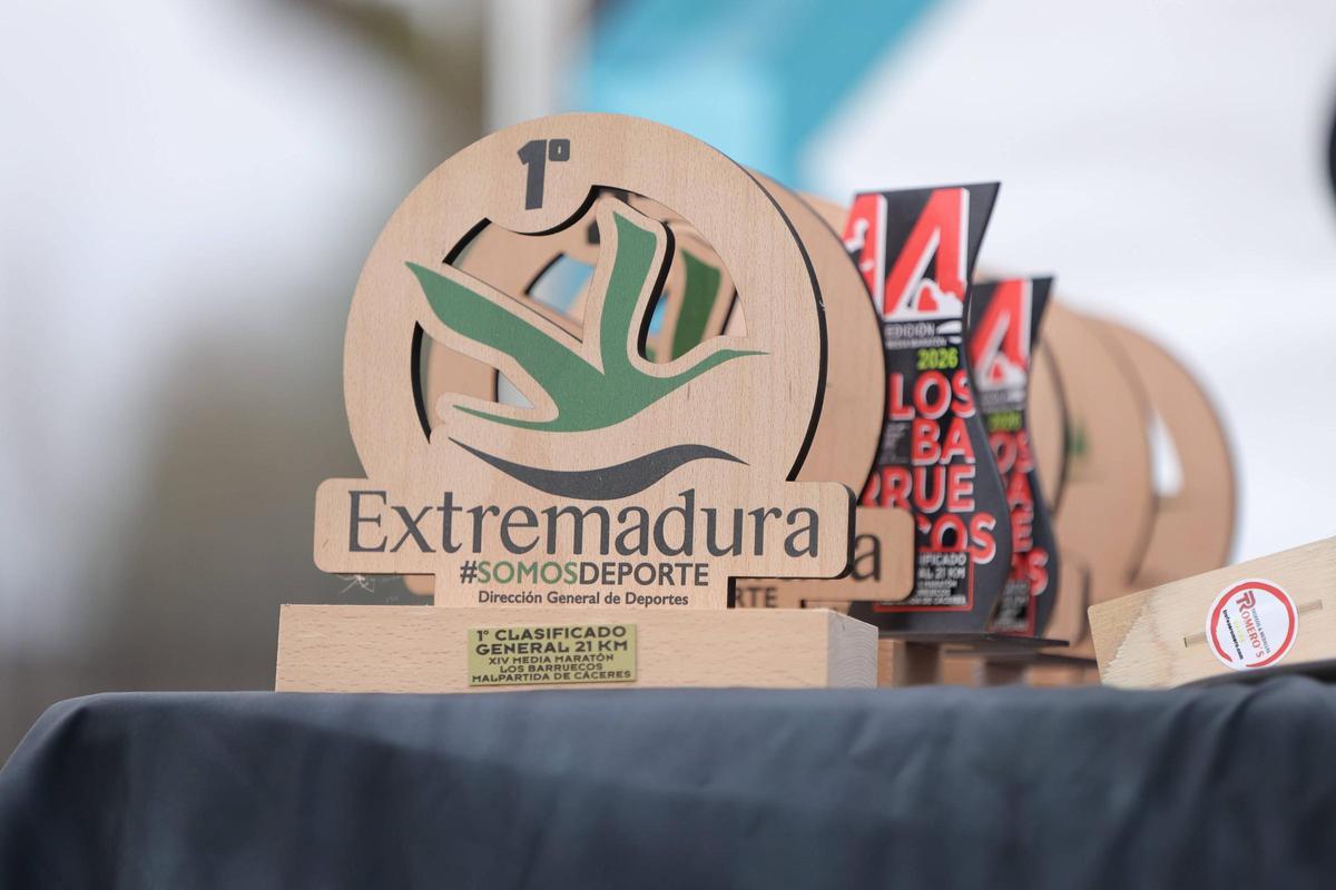 Fotogalería | Búscate en las imágenes de la media maratón de Malpartida de Cáceres