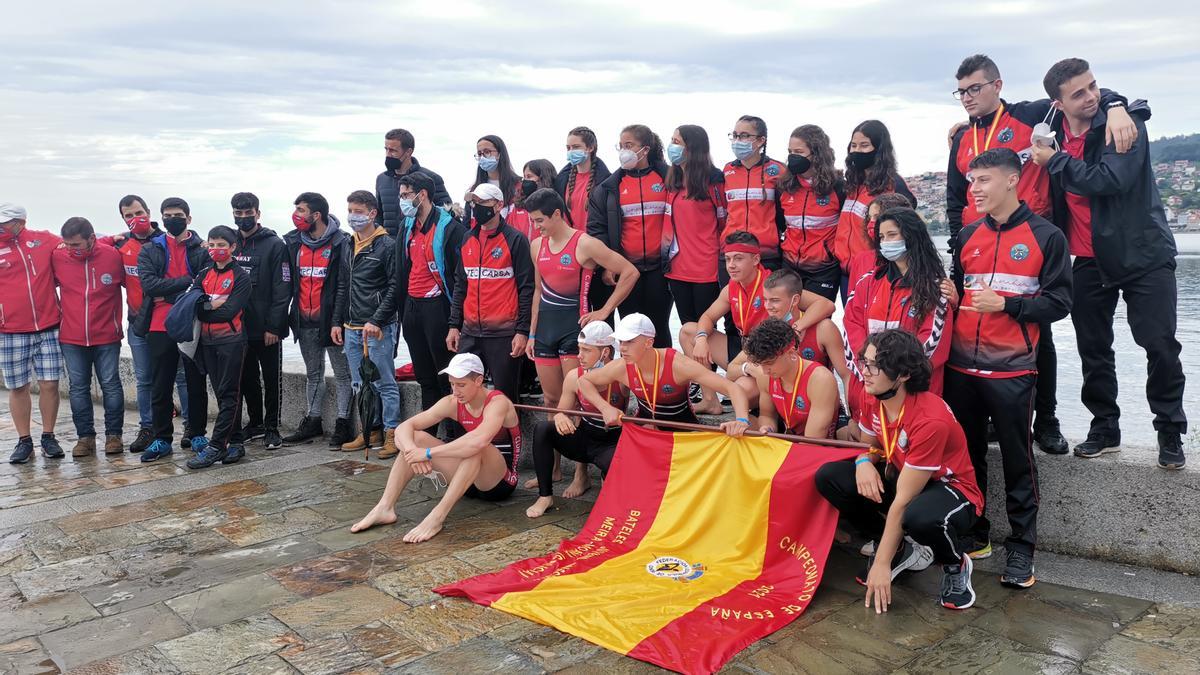 Los equipos de bateles de Bueu en el Campeonato de España.