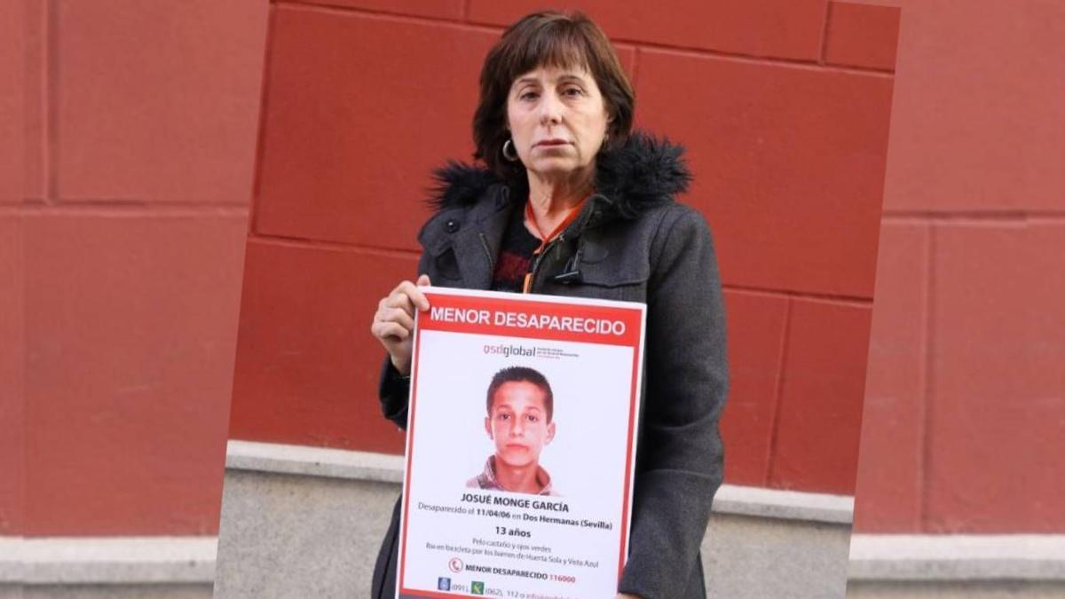 Isabel Garcia en una de las fotos que componen la muestra Ausencias. Nuestros Desaparecidos, de la Fundación QSDglobal.