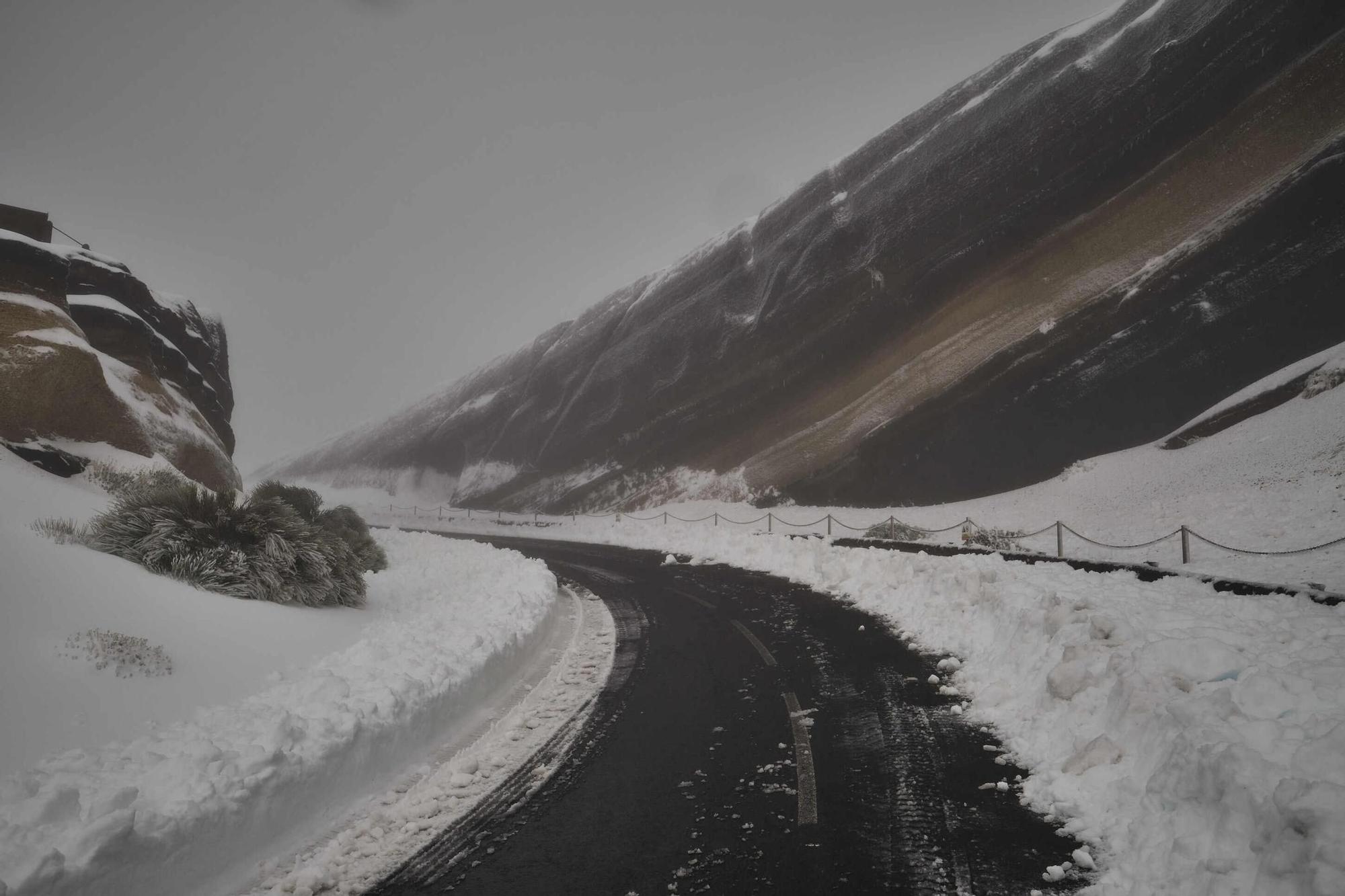 La nieve que dejó 'Filomena' en el Teide