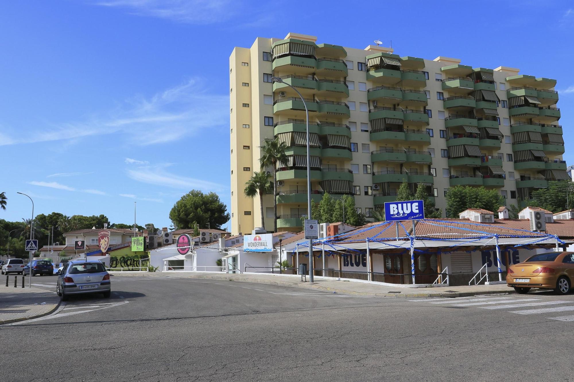 La decadencia la plaza del ocio de la playa de Gandia