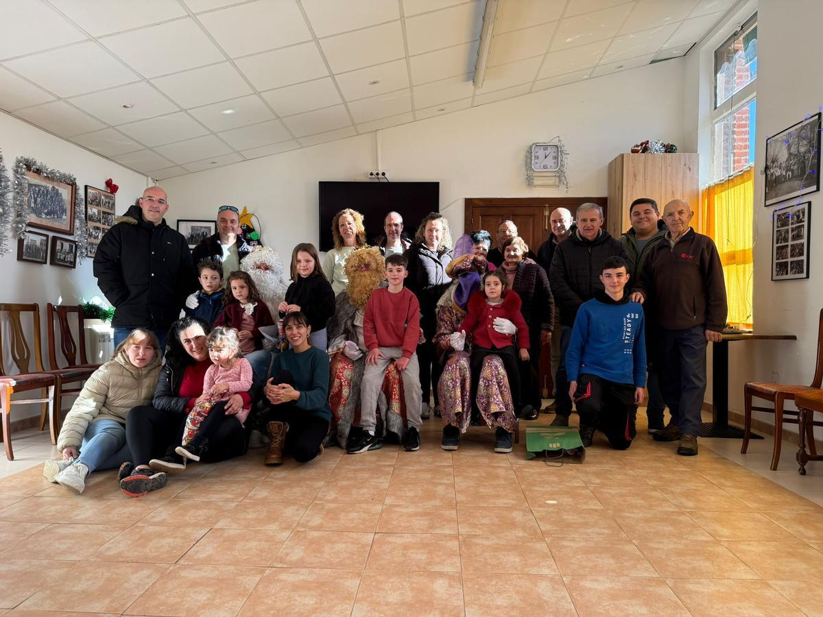 La recepción a los Reyes Magos en Llames de Parres.