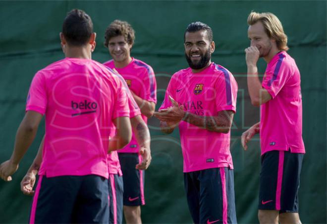 El primer entrenamiento de Luis Suárez en el Barça