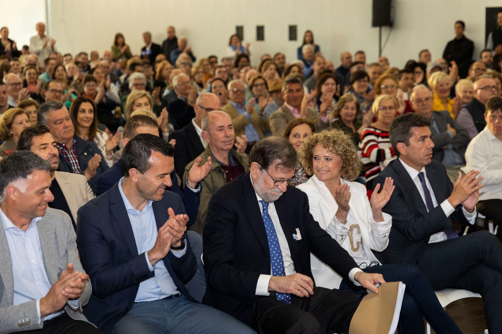 Rajoy apadrina el acto de la candidata por el Partido Popular en Torrent, Amparo Folgado