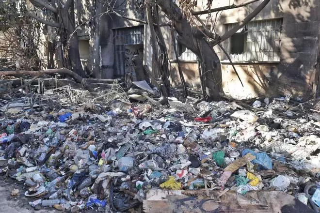 La antigua cárcel de Palma tras el incendio: rescatadas cuatro personas