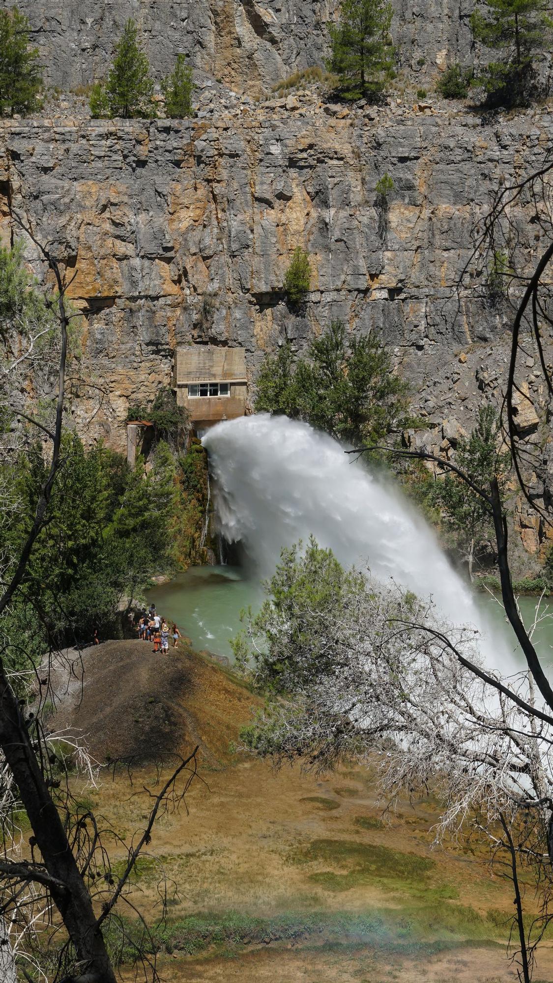 El Chorro en el pantano de Arenoso, cerca de Montanejos