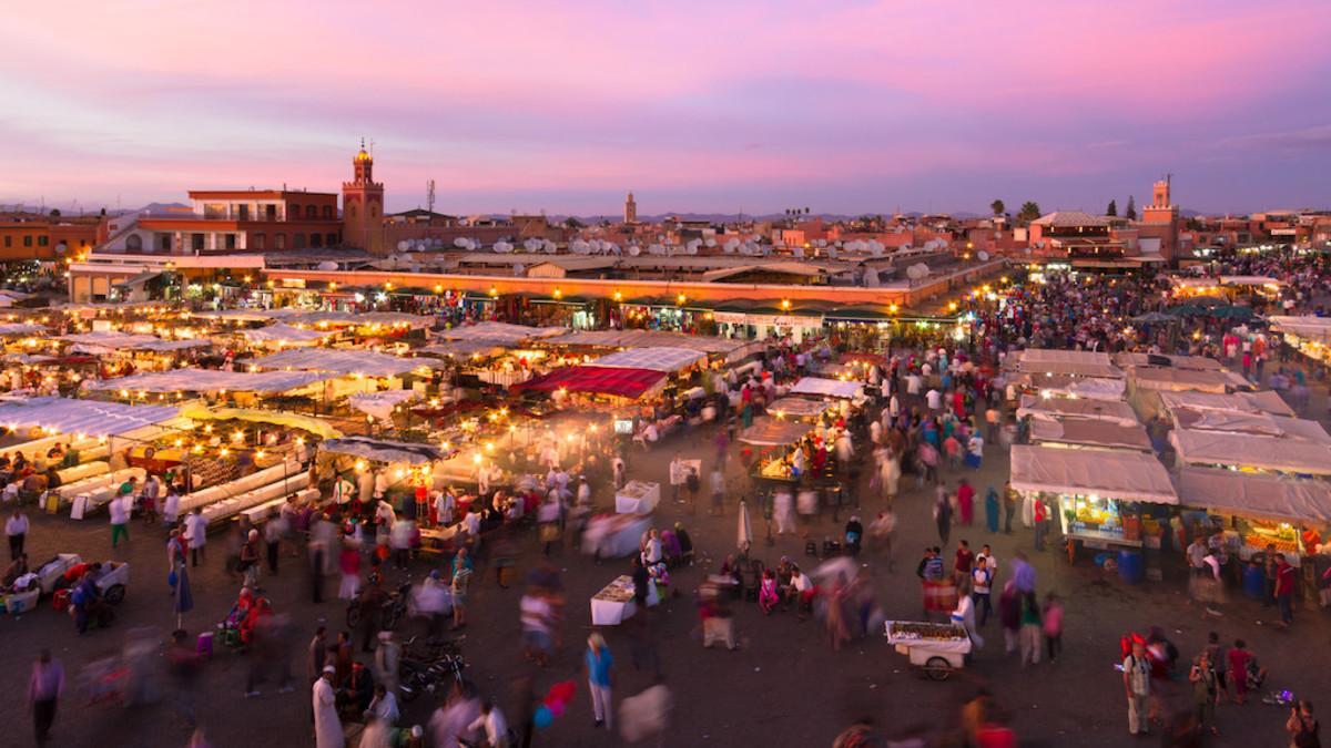 Vista aérea del mercado de Marrakech, en Marruecos.