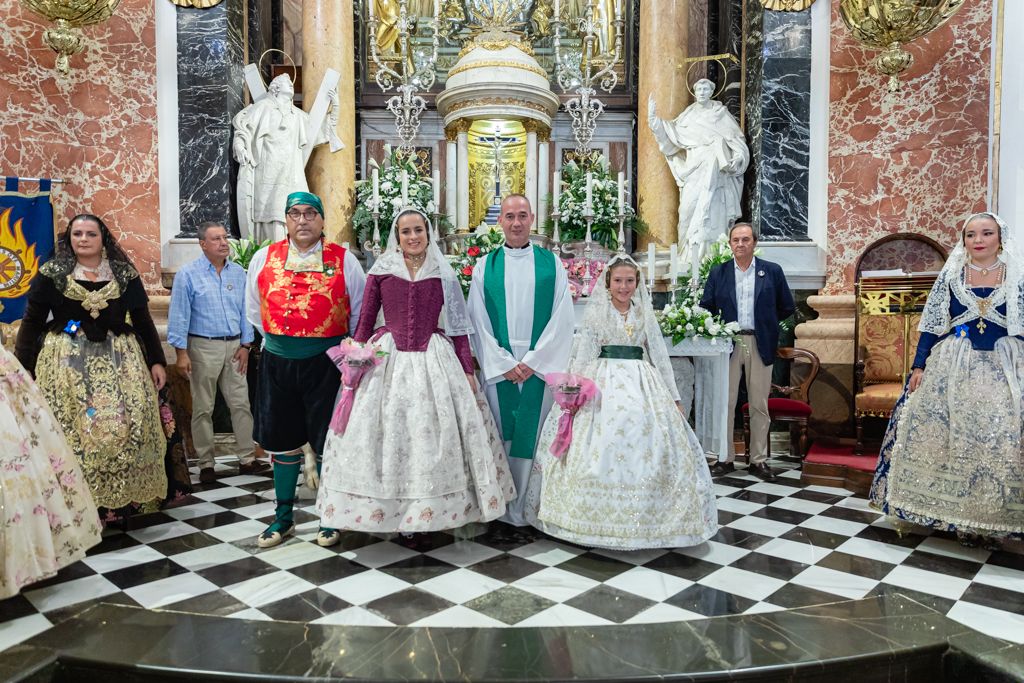 Una Ofrenda en pleno Septiembre con las Fallas del Marítimo