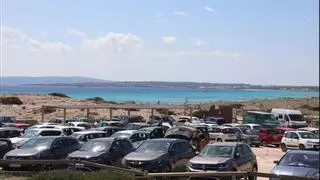 Formentera.eco encara agosto sin plazas para coches de turistas en la primera quincena y con el cupo de Ibiza otra vez bajo presión