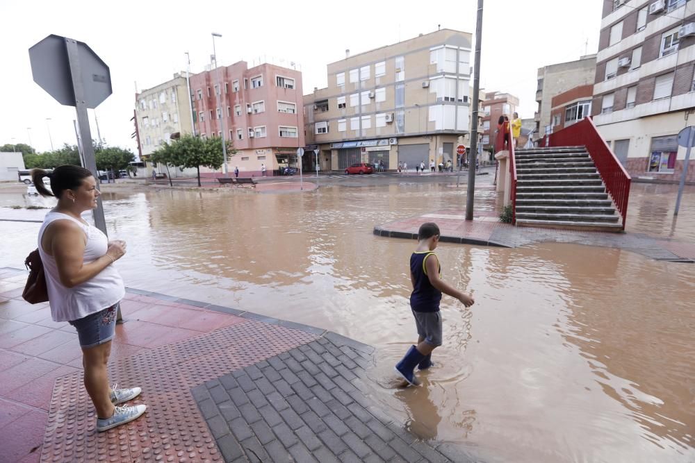 Imágenes de la lluvia en Murcia