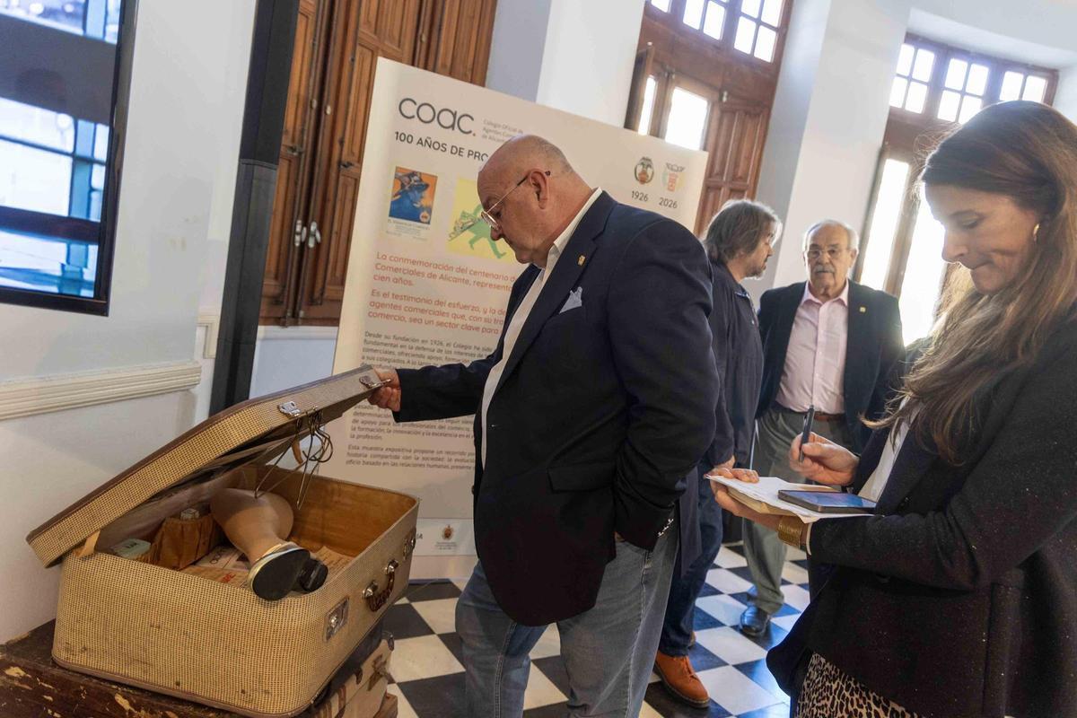 Cien años de agentes comerciales en Alicante: una exposición recorre su legado Cien años de agentes comerciales en Alicante: una exposición recorre su legado
