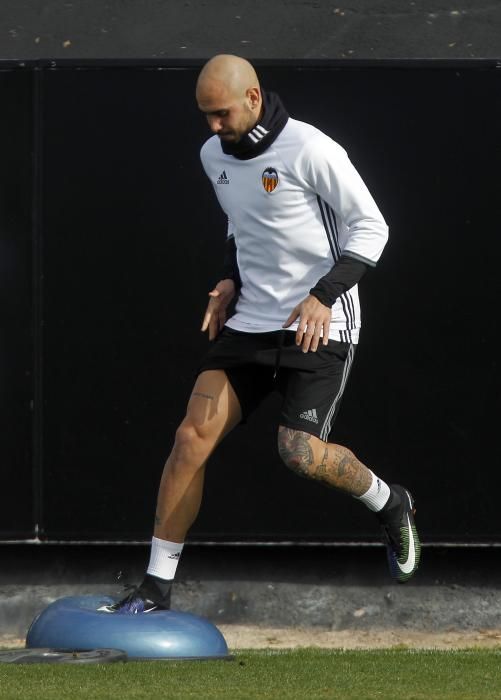 Las imágenes del entrenamiento del Valencia de este sábado