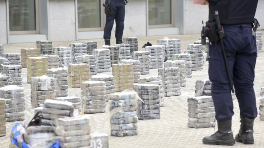 «Somos peregrinos», la excusa de los tripulantes del narcosubmarino detenidos en A Coruña con 3.650 kilos de cocaína
