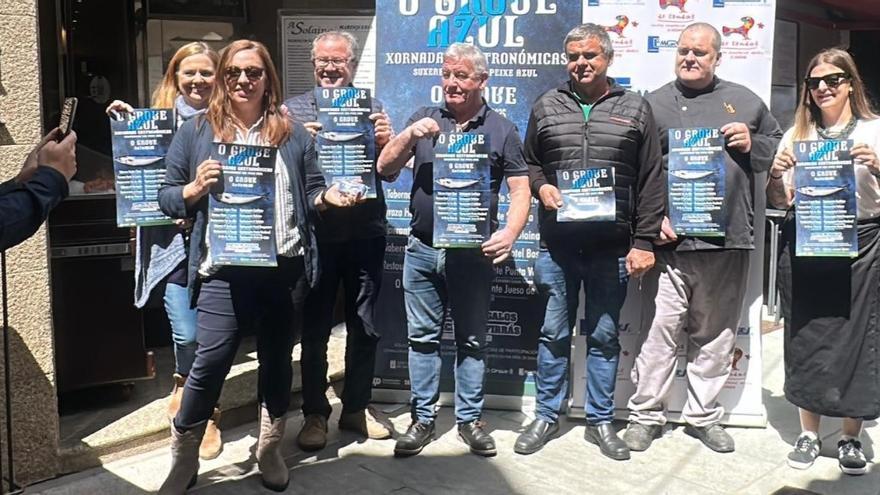 O Grove pesca y come azul