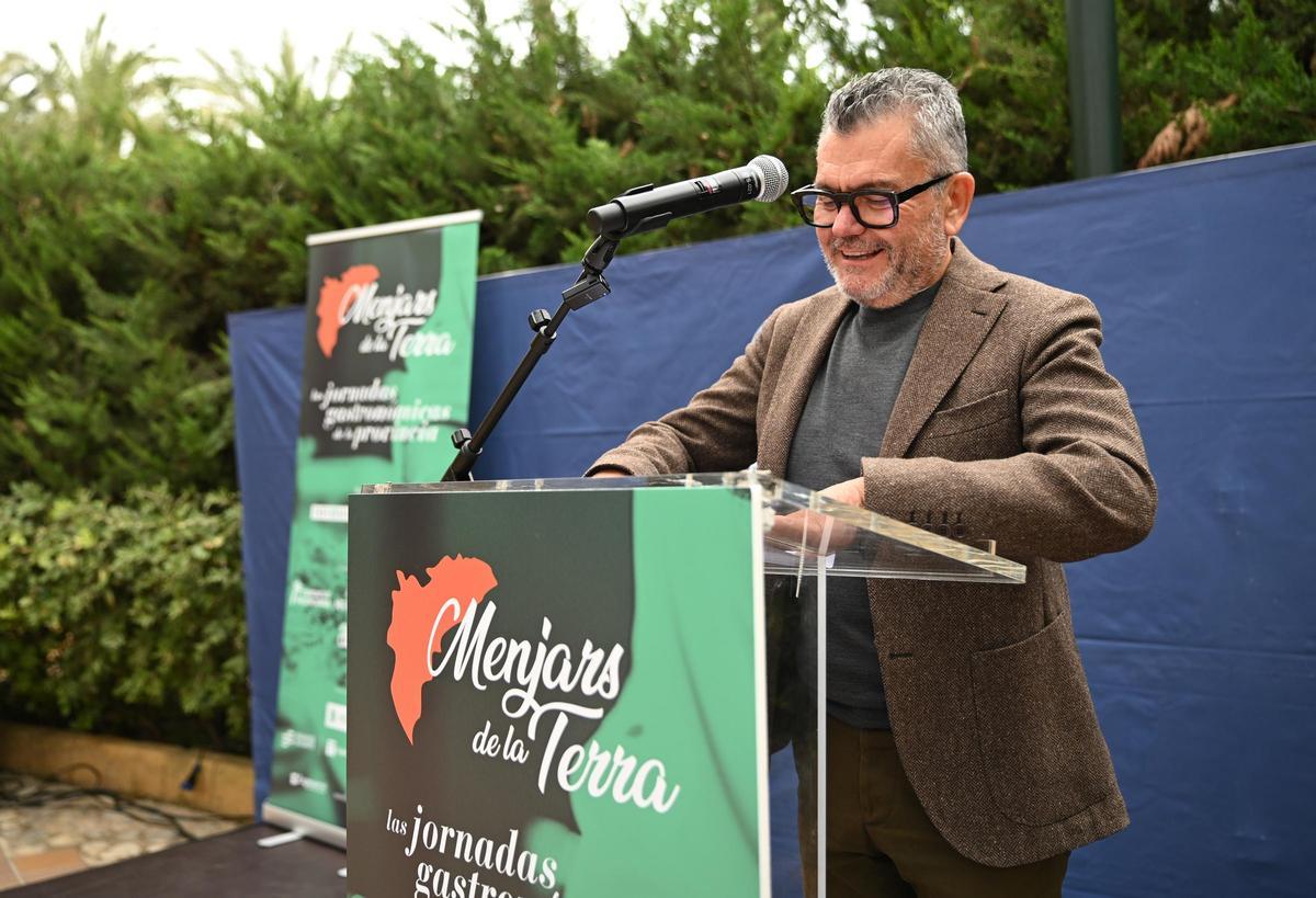 La granada mollar protagonista en la inauguración de Menjars de la Terra en el Restaurante La Taula de Elche