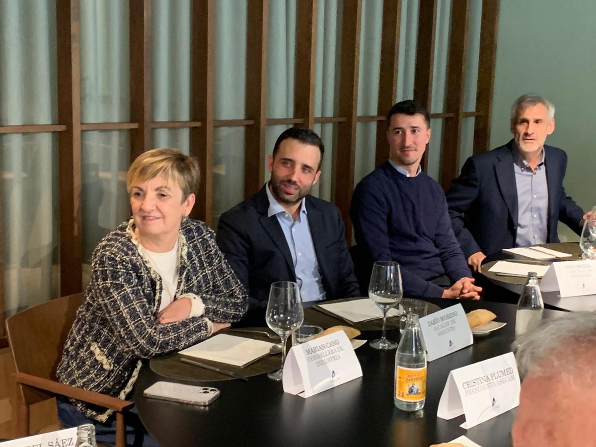 Otro instante de la reunión.