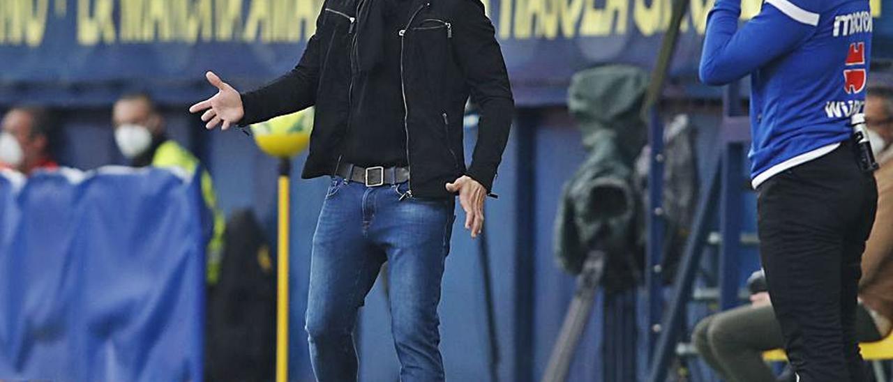 Eduardo Coudet, durante el partido del Celta en Villarreal.  // LOF