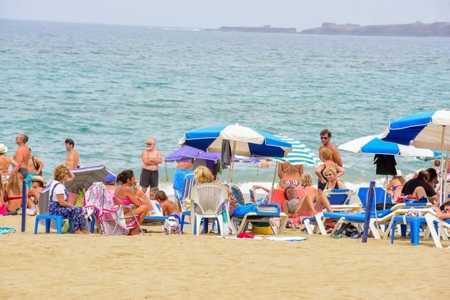 Lunes de Bochorno en Las Canteras