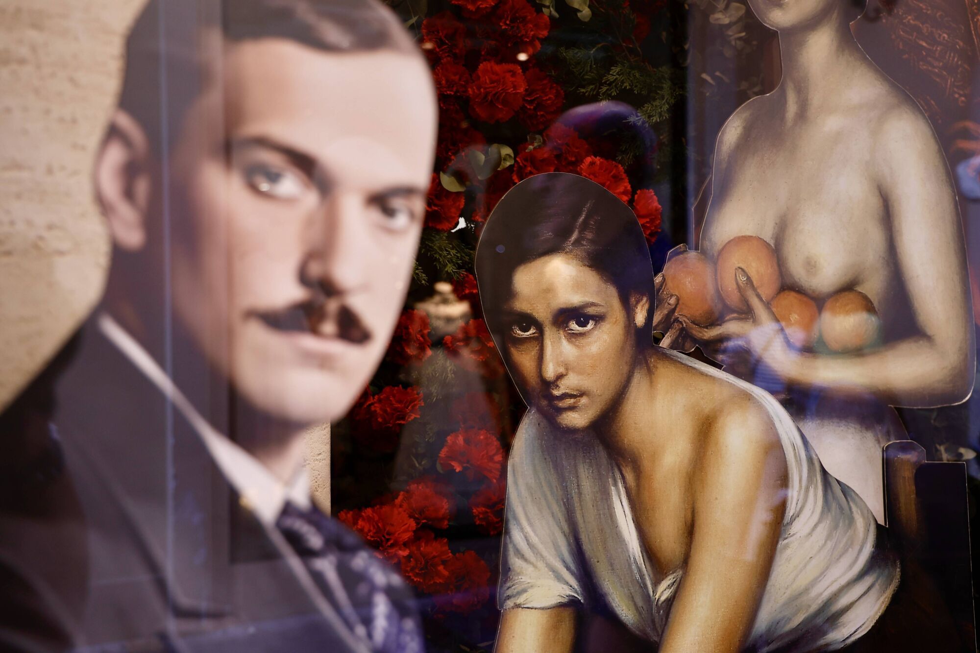 Julio Romero de Torres toma los escaparates del centro de Córdoba