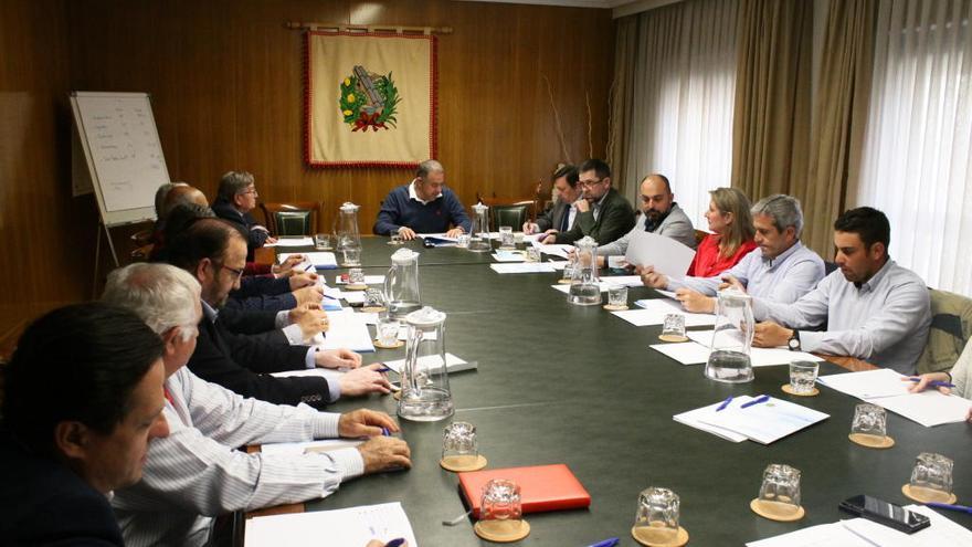 La Junta de Gobierno del Sindicato de Regantes se reunió ayer en Murcia.