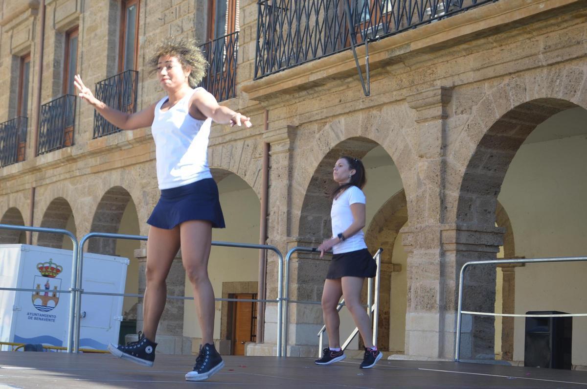 Así de bien lo pasan en Benavente en clase de zumba