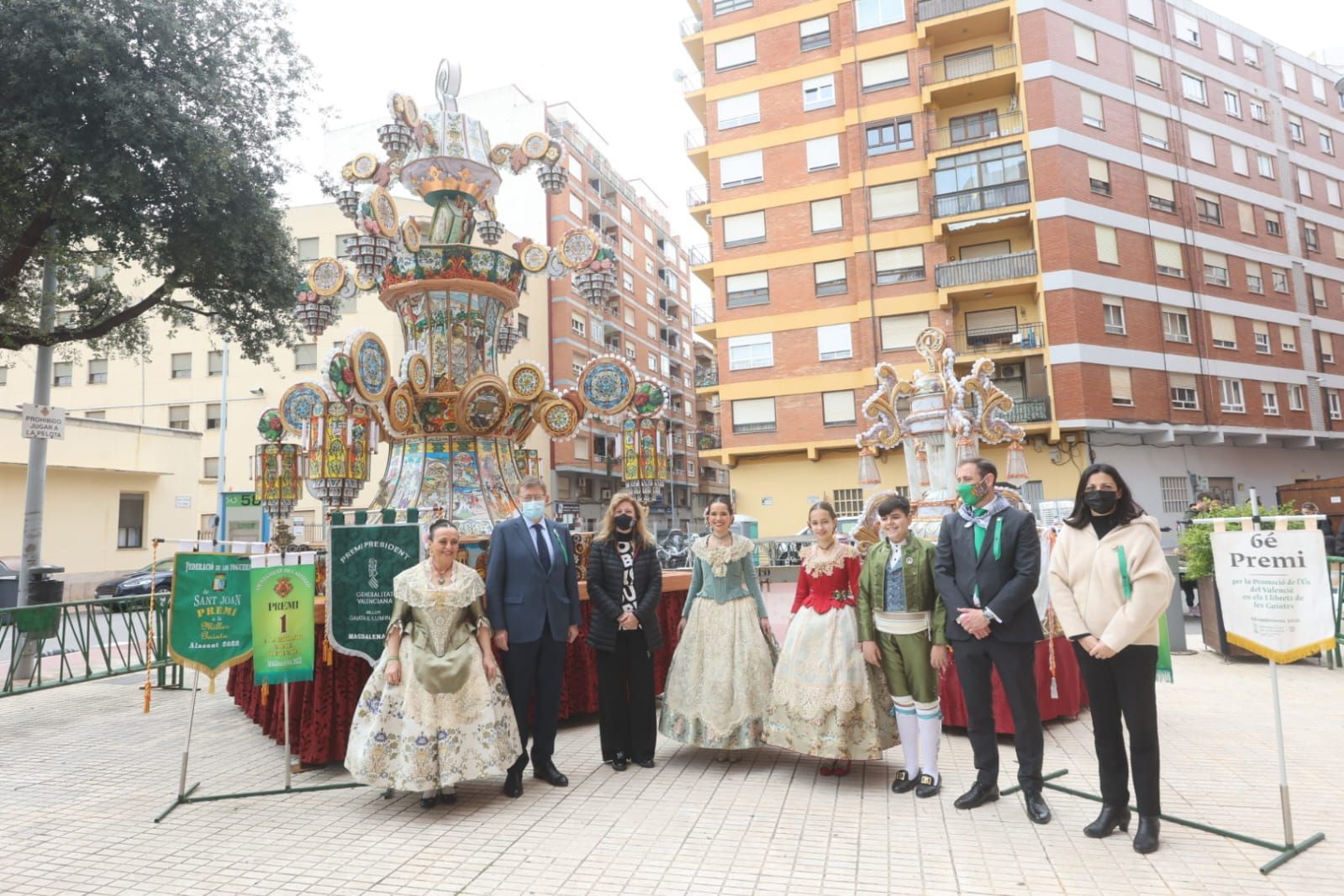 Visita de Ximo Puig y Amparo Marco a la Gaiata 15