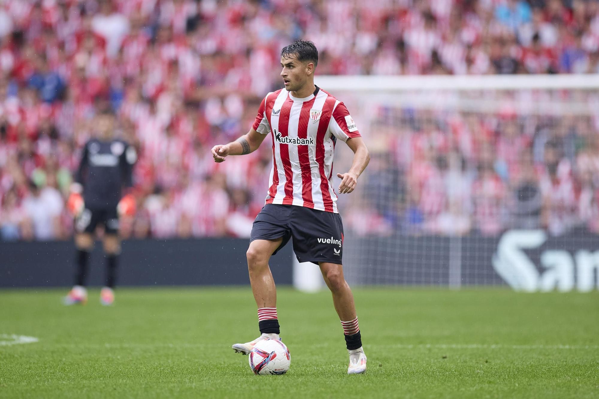 Benat Prados of Athletic Club in action during the LaLiga EA Sports match between Athletic Club and RC Celta de Vigo at San Mames on September 22, 2024, in Bilbao, Spain. AFP7 22/09/2024 ONLY FOR USE IN SPAIN / Ricardo Larreina / AFP7 / Europa Press;2024;SPAIN;Soccer;Sport;ZSOCCER;ZSPORT;Athletic Club de Bilbao v RC Celta de Vigo- La Liga EA Sports;