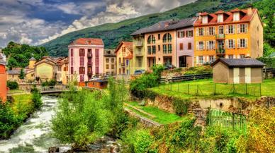 Este pueblo muy cerca de España tiene aguas termales gratis y es la escapada perfecta para este mes de febrero