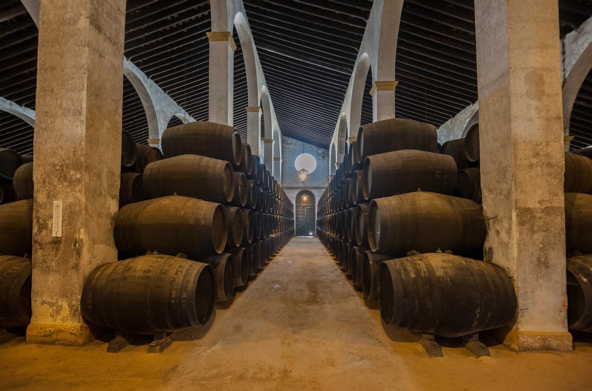Sherry barril en bodega de Jerez, España