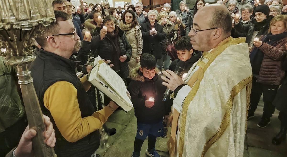 Las imágenes de San José y la 
Candelaria, en el atrio. |  S.Á.