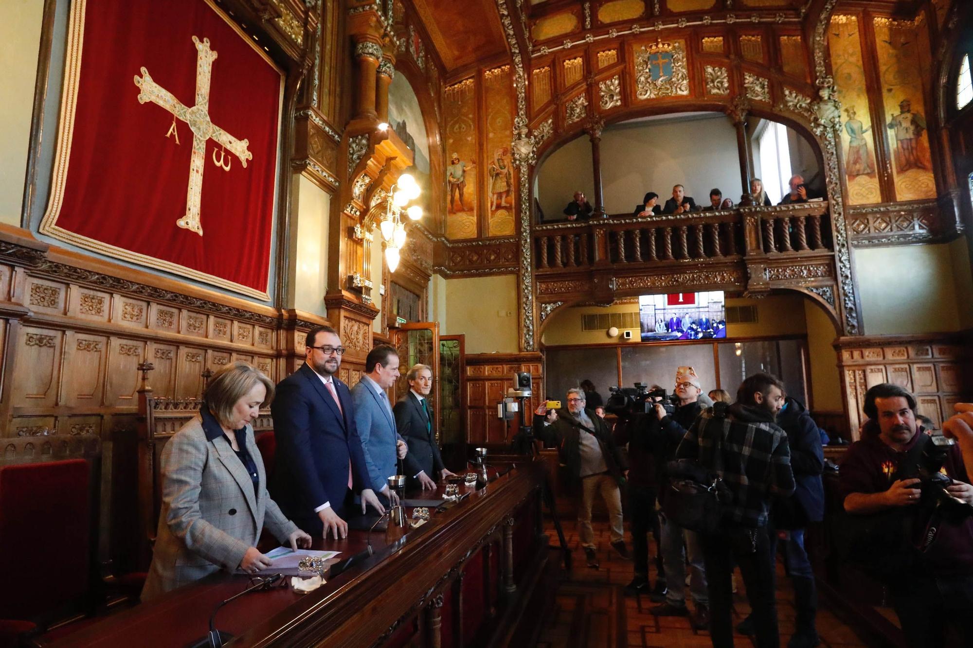 EN IMÁGENES: Así fue el homenaje en la Junta a los asturianos deportados a campos de concentración nazis