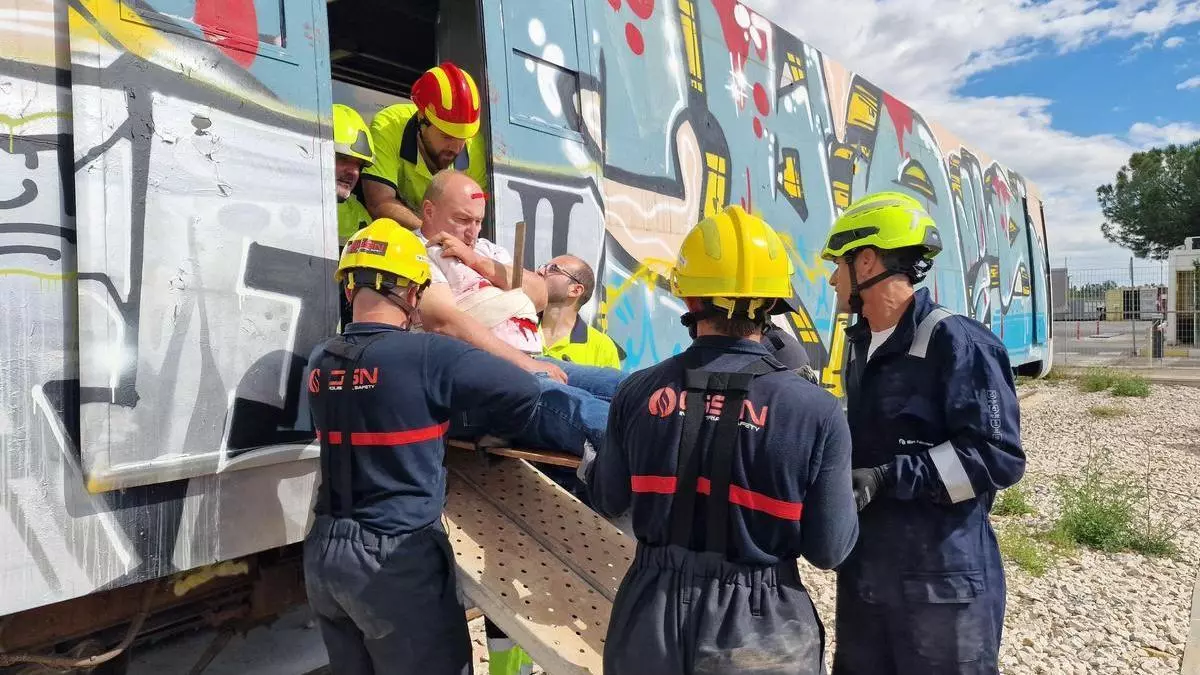 La tragedia ferrroviaria de Adamuz inspira un simulacro de emergencias en Murcia