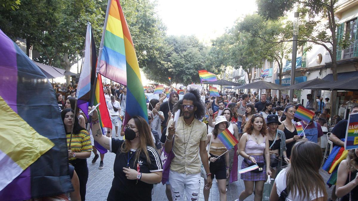 Unaa manifestación del Orgullo LGTBI en Palma.