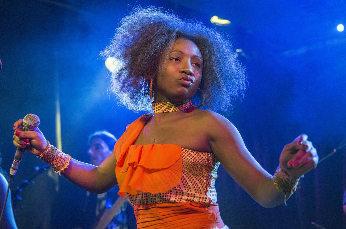 Nakany Kanté, en un concert del Festival Curtcircuit 2016 a la Sala 2 d’Apolo.