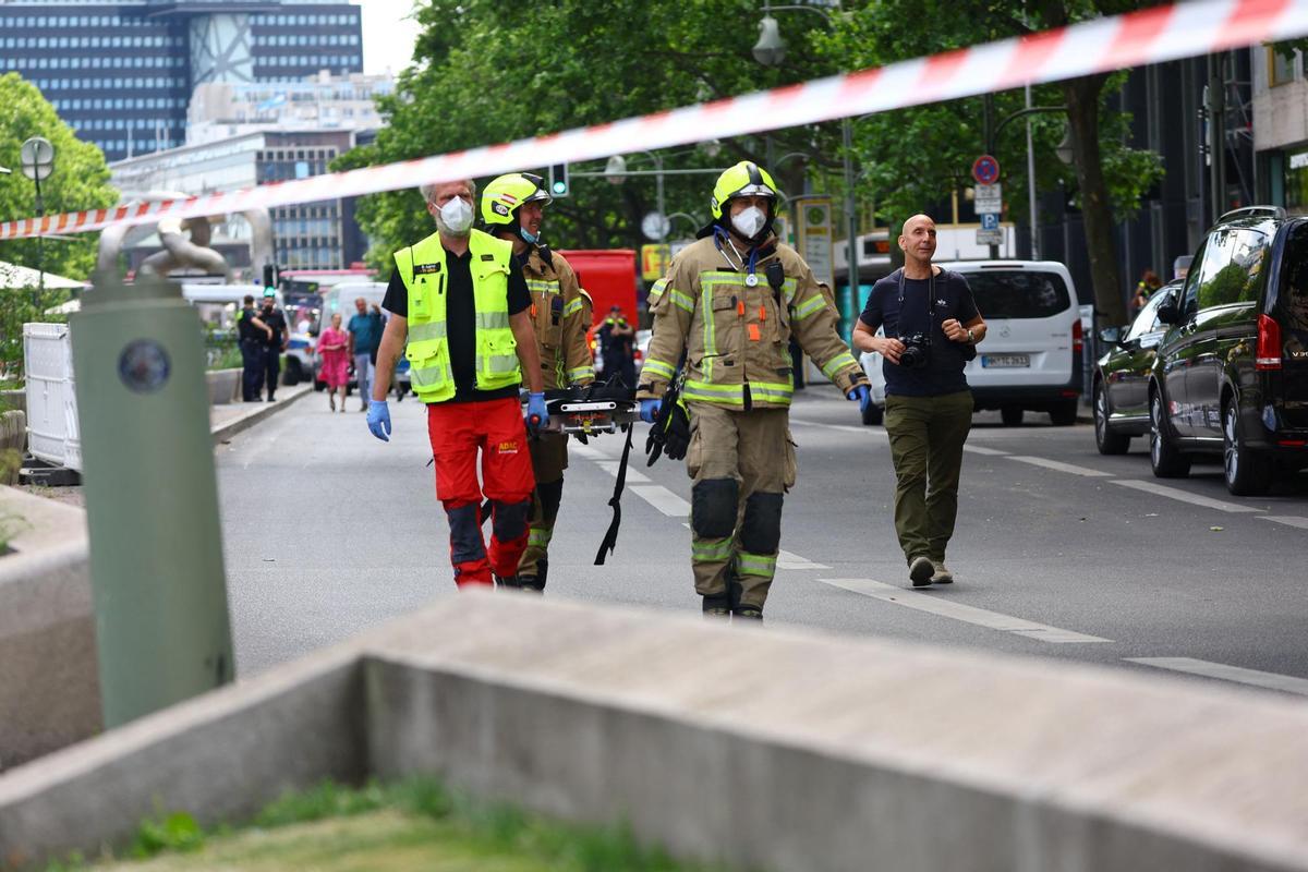 Car crashes into group of people in Berlin