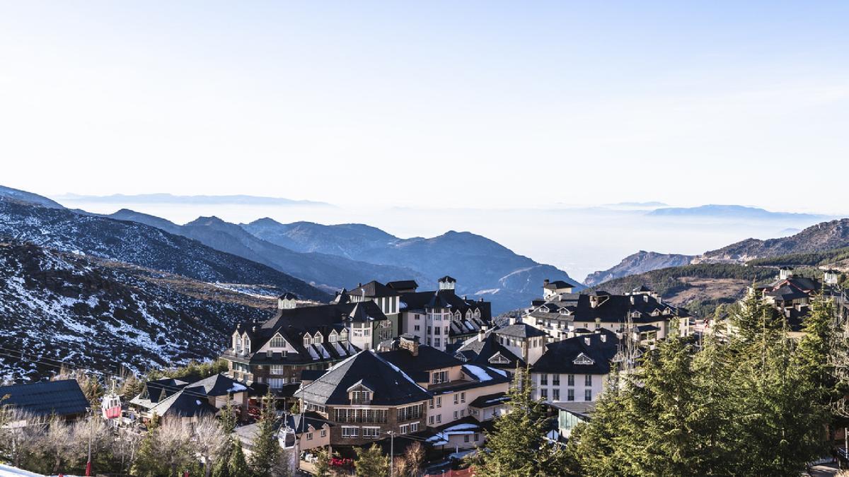 Rozando el cielo: así es el pueblo más alto de España