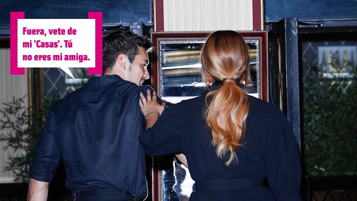 Blanca Suárez de espaldas y Mario Casas