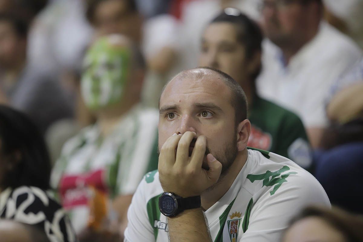 El Córdoba Futsal - Ribera Navarra en Vista Alegre, en imágenes