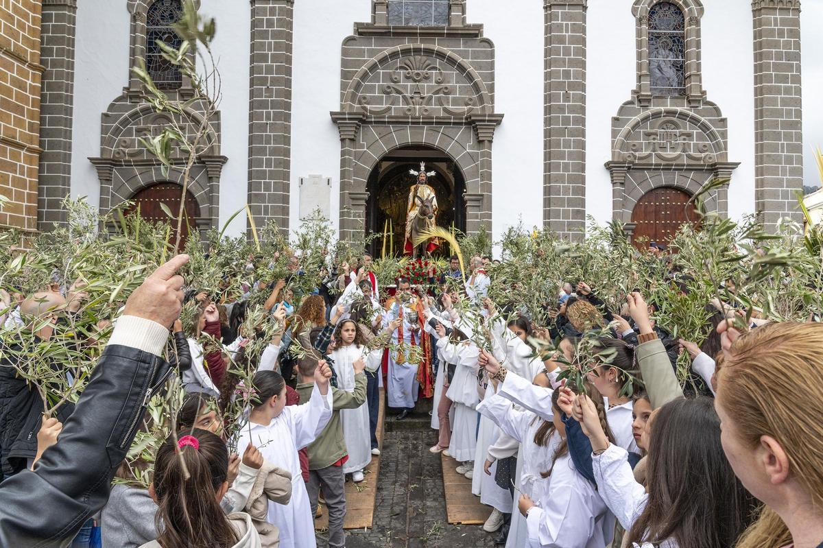 La procesión de La Burrita, en Teror.