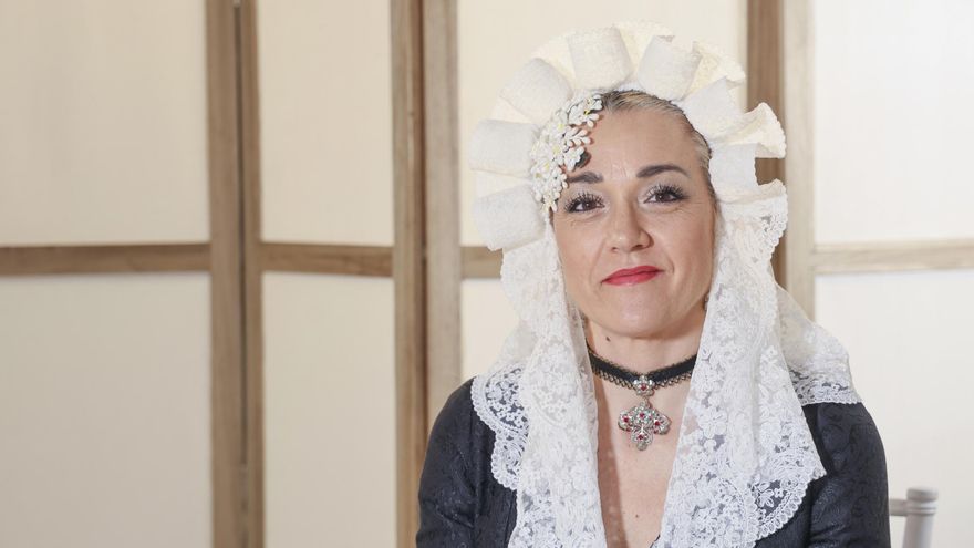Silvia Silvestre Puchol, candidata de la Hoguera Parque-Plaza de Galicia