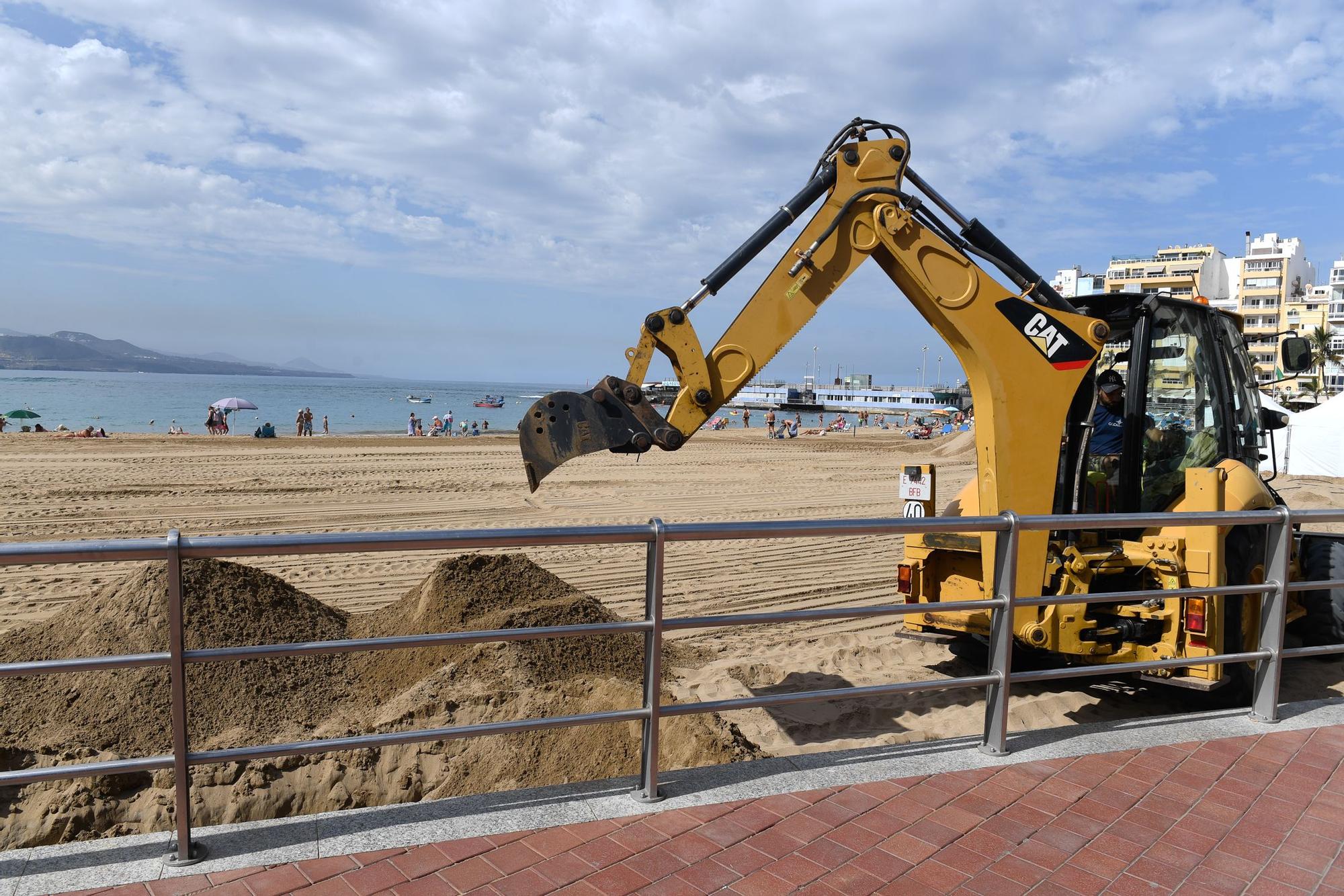 Las Canteras prepara la Navidad