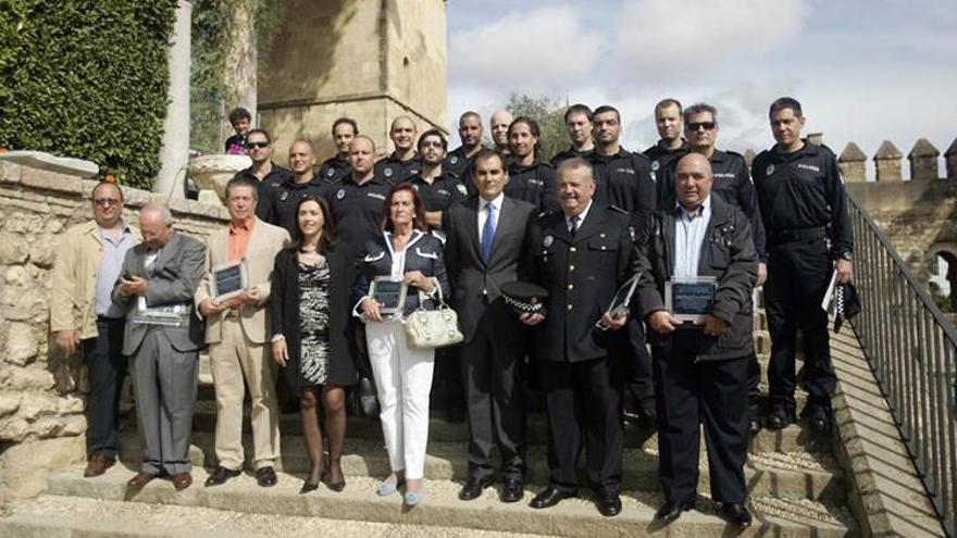 Nieto confía en alcanzar la &quot;paz social&quot; con los policías locales