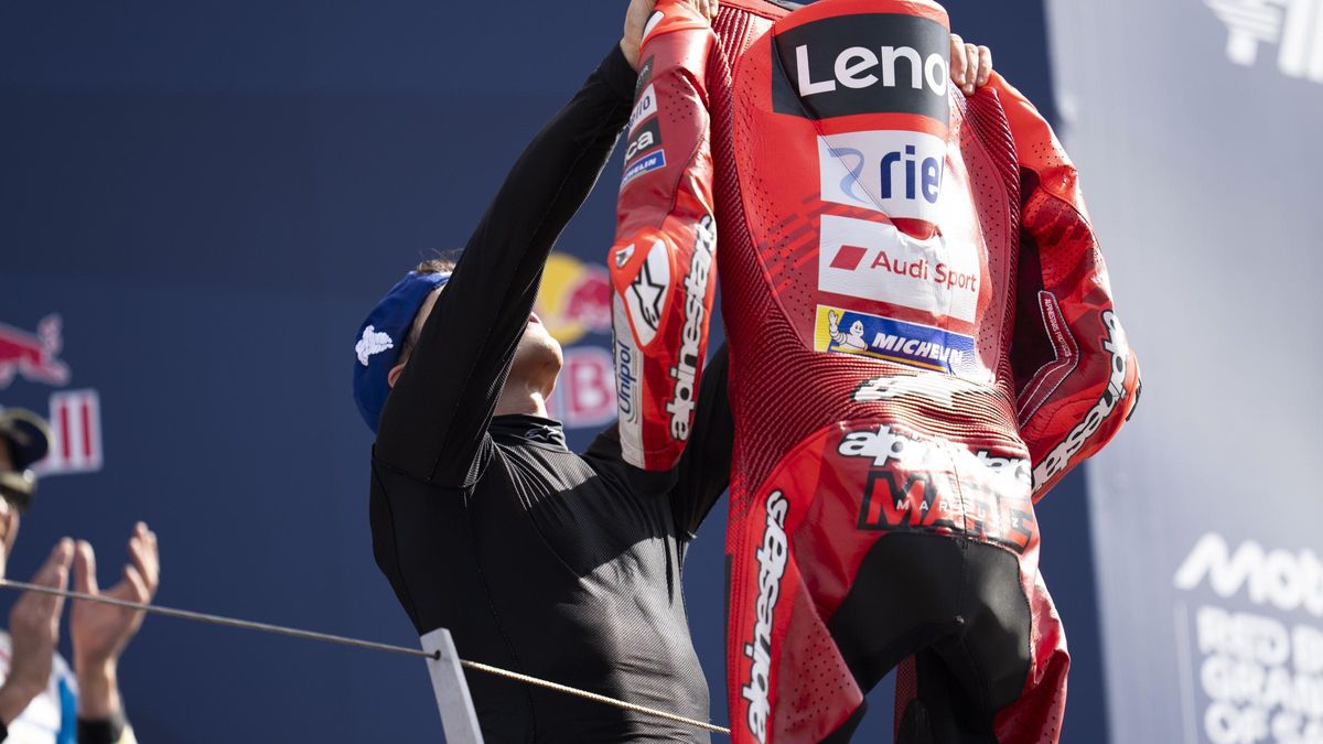 Márquez acaricia su noveno título mundial arrasando en Misano
