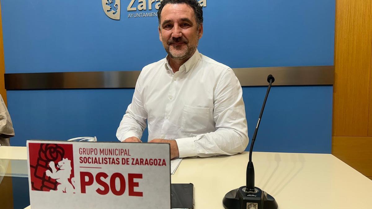 El concejal socialista del Ayuntamiento de Zaragoza Paco Galán, este martes.