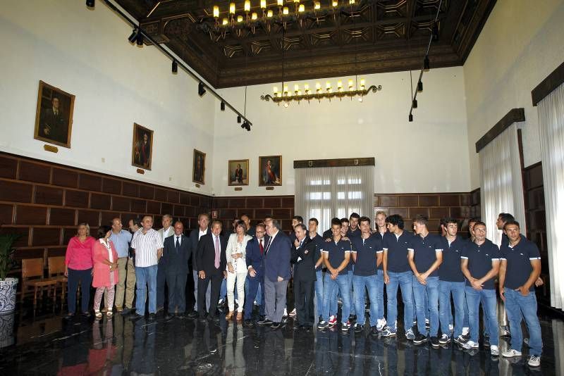 Fotogalería ofrenda y recepción del Real Zaragoza en el ayuntamiento