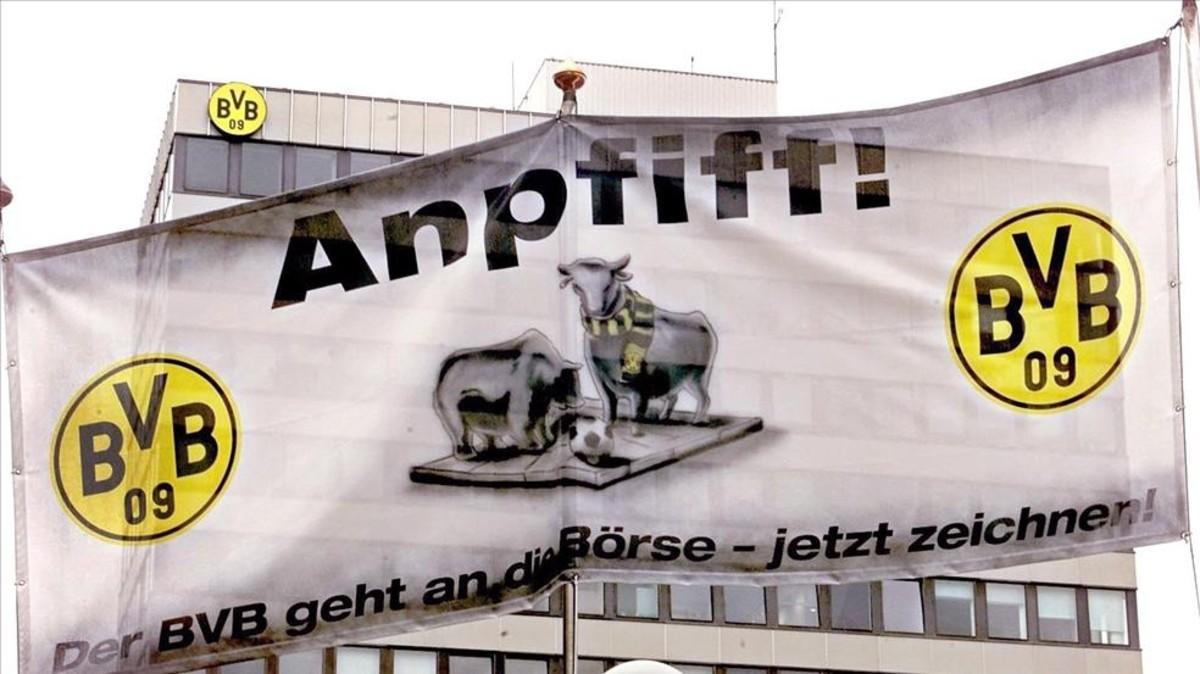 Una imagen en la que el Dortmund anuncia la venta de acciones en bolsa