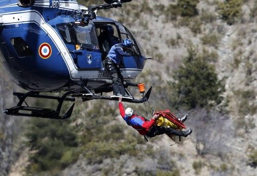 Los equipos especializados se vuelcan en las tareas de rescate