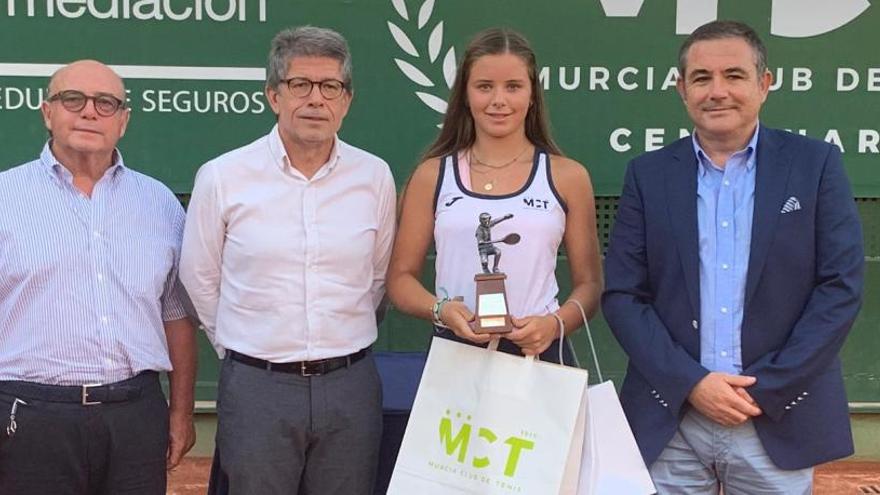 Homenaje a Ariana Geerlings del Murcia Club de Tenis 1919 y la RFET