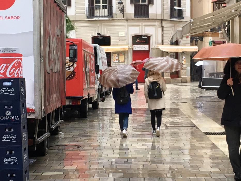 La capital de la Costa del Sol amanece bajo las nubes y con una previsión de lluvias intensas que se quedarán hasta la próxima semana