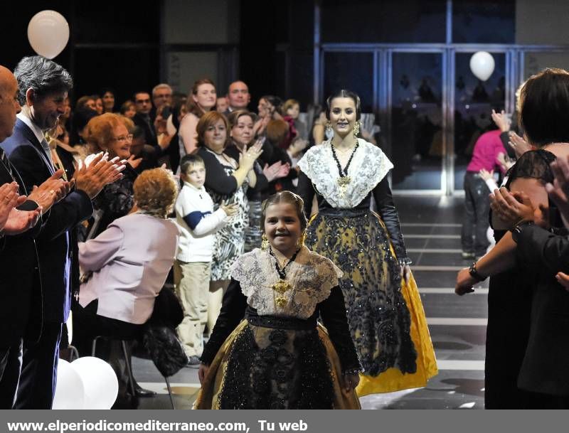 GALERÍA DE FOTOS -- La gaiata 11, Forn del Plà, presenta a sus madrinas en el Palau de la Festa